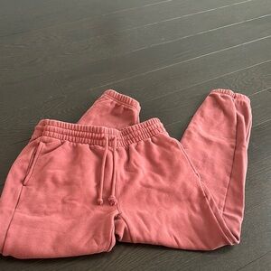 Aritzia TNA cozy boyfriend sweatpants